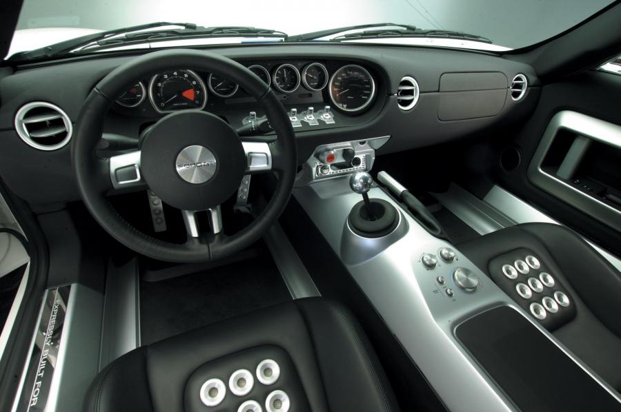 Торпедо Ford GT 2004 года  (фото 38 из 42)